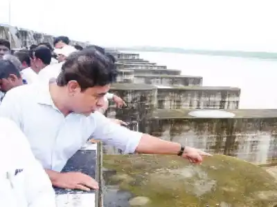 KTR Calls for Urgent Filling of Kaleshwaram Reservoirs