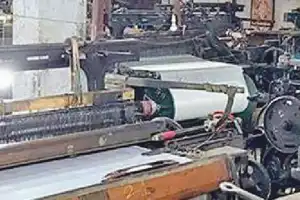 KTR urges Bandi to kickstart mega powerloom cluster in Sircilla