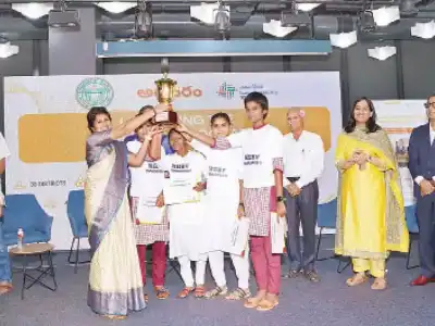 Meeting Focuses on Cultivating Entrepreneurial Mindset in Students