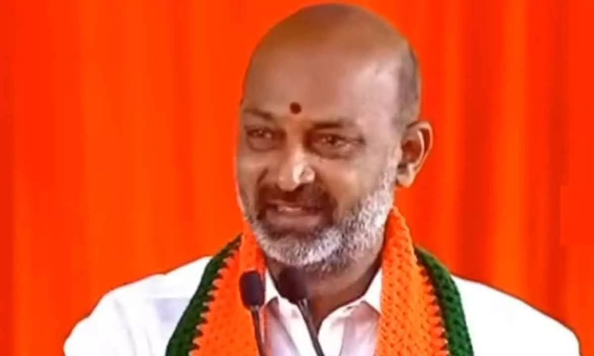 MoS (Home) Bandi Sanjay announces development plans for Vemulawada and Kondagattu temples.