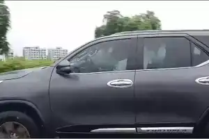 Police in Andhra Pradesh restrict YS Jagan’s convoy to Vinukonda