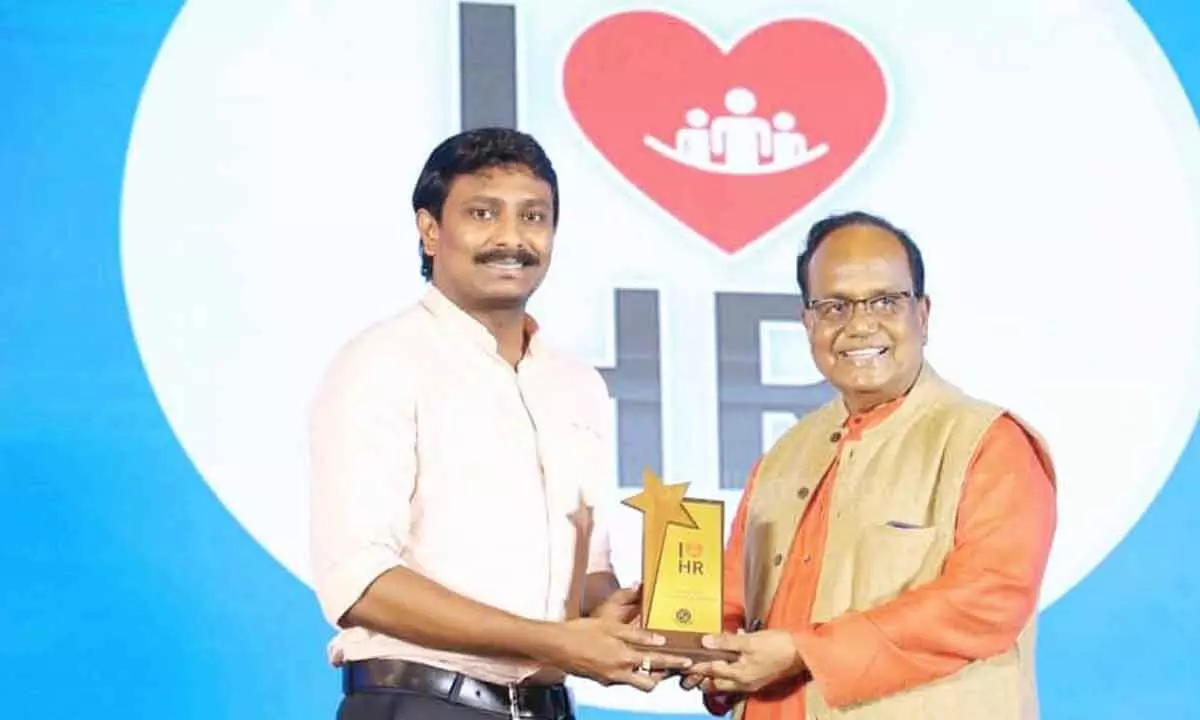 PR Professional Jayaram Wins Best Supportive PR Award at I Love HR Awards Conclave and Expo