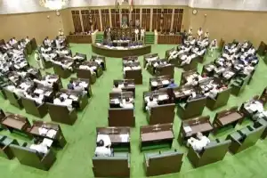 “‘Rythu Bandhu’ Sparks Verbal Clash Between Congress and BRS”