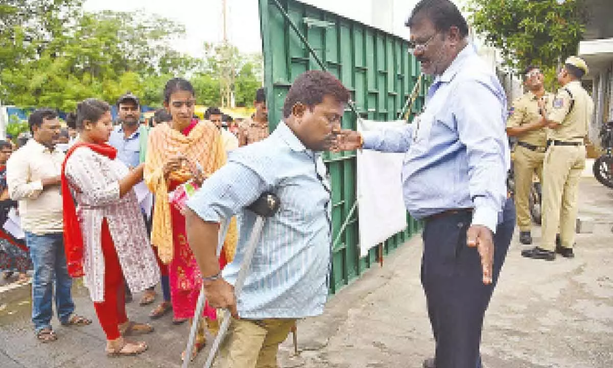 Start of DSC exams proceeds smoothly