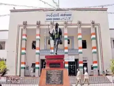 Telangana Congress in Damage Control Mode Amid Speculations of MLAs Rejoining BRS