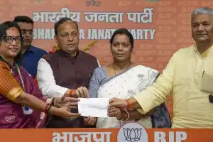 A Day After Leaving BJD, Mamata Mohanta Joins BJP