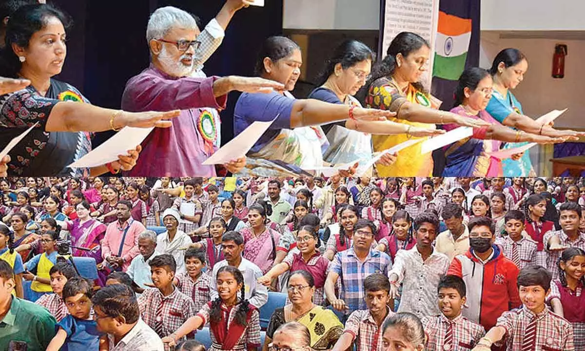 Approximately 720 Students from Government Schools Receive Awards for Academic Excellence