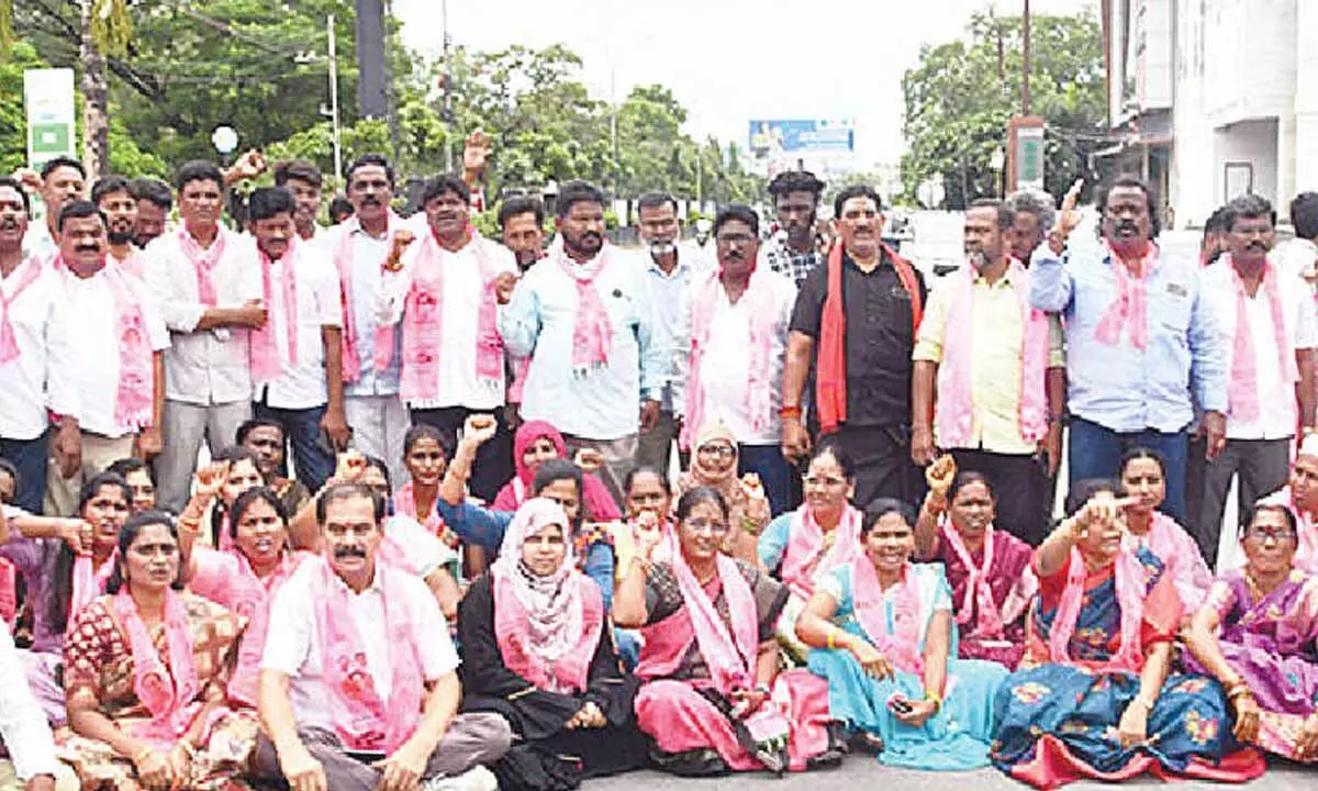 BRS Members Protest Against Revanth’s ‘Sisters’ Remark