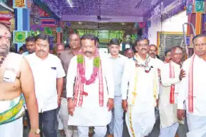 Cantt MLA Participates in ‘Maha Kumbhabhishekam’ Ceremony