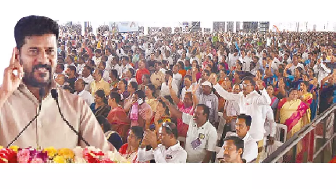 Chief Minister Urges Teachers to Collaborate with Government for a Strong and Prosperous State