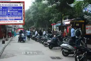 Commuters Frustrated by Poor Maintenance and High Fees at Metro Parking Lots