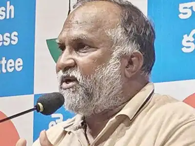 Congress Claims Kavitha’s Bail Paves the Way for BRS-BJP Merger