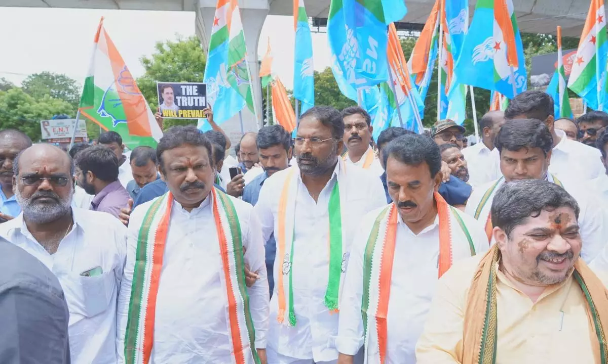 Congress Leaders Stage Protest at ED Office, Demand Accountability for National Wealth