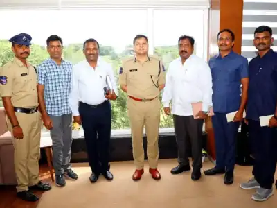 Cyberabad Police Commissioner Commends Staff for Outstanding Performance