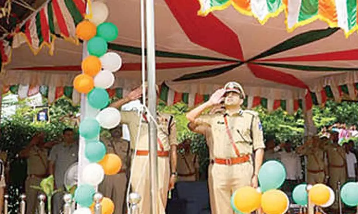 Cyberabad Police Commissionerate Commemorates Independence Day