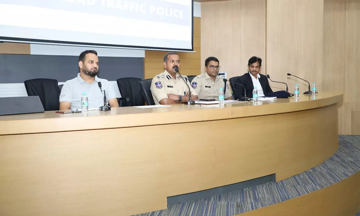 Cyberabad Traffic Police and SCSC Hold Review Meeting with IT & ITES Company Security and Admin Heads