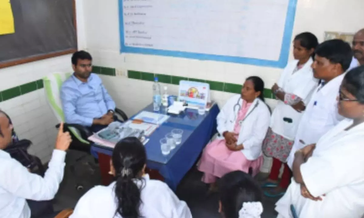 DC B.M. Santosh Makes Unannounced Visits to Maldakal and Amaravai Primary Health Centers