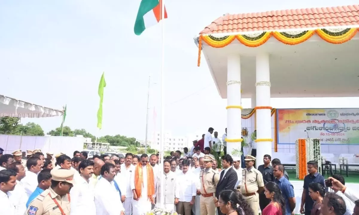 Grand Independence Day Celebrations in Gadwal: Special Government Representative AP Jitender Reddy Raises the National Flag