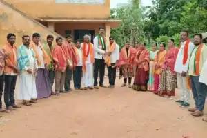 Handloom Weavers Receive Recognition