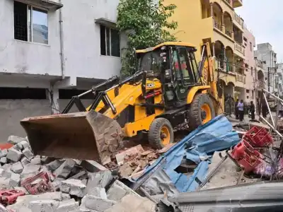 HYDRA Continues Demolition Drive on Illegal Structures Near Ramnagar Nala