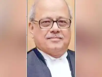 Justice Ghose reprimands irrigation officials