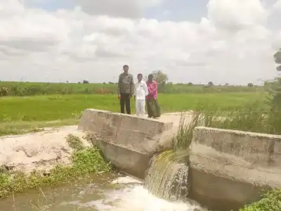 Leaders from BRS, BJP, and Loksatta Party Join Forces for Visit to Bingi Doddi Cheruvu