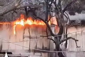 Massive Blaze Erupts in Puranapul, Hyderabad