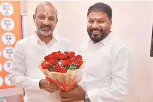 Namburi Ramalingeswara Rao Meets with Union Minister Bandi Sanjay Kumar