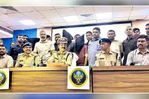 Nigerian and Two Others Arrested with Drugs Valued at Rs 1.1 Crore