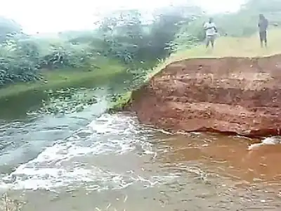 Oops! Low-Level Flood Canal Breach Reported in Sagar