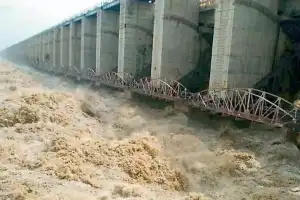 “Srisailam Reservoir Sees Heavy Inflow, Radial Crest Gates Raised Once More”