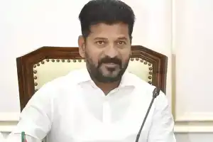 Telangana CM Revanth Reddy Extends National Handloom Day Wishes, Pledges Support for Weavers