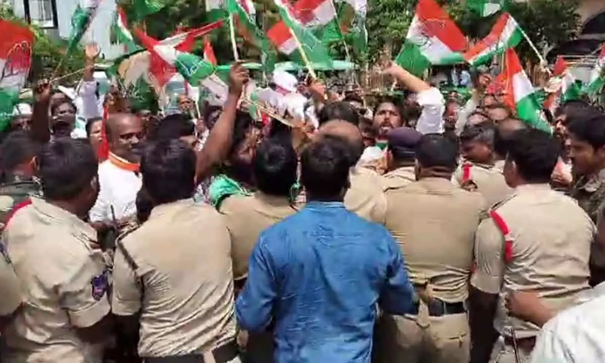 Tensions Rise in Siddipet Amidst Congress and BJP Rallies
