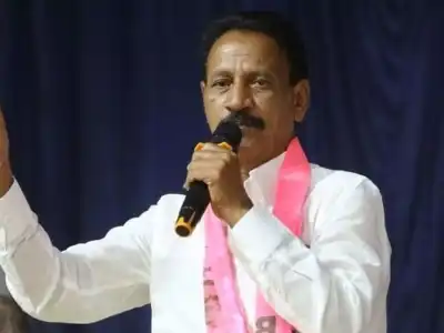 TRS Leader Nagaradoddi Venkat Ramulu Condemns MLA Danam Nagender’s Inappropriate Comments in Assembly