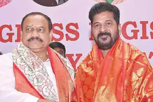 CM Urges Party Cadre to Engage in Public Sphere