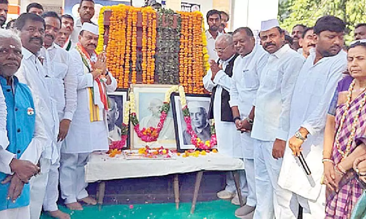 Congress Questions BJP’s Involvement in Telangana Armed Struggle