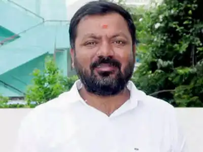 Dharur Ravi Criticizes BJP Leader for Threatening Rahul Gandhi