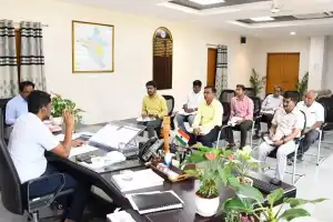 District Collector Directs Millers to Provide 40 Metric Tons of Rice Daily to FCI for the Next 20 Days