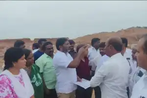 “Ex-MLA Sampath Kumar Surveys Proposed Site for New Integrated High School in Vaddepalli”