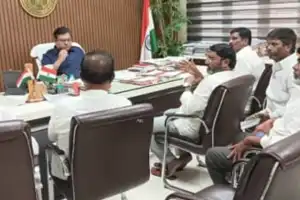 Former MLA Dr. SA Sampath Kumar Meets Irrigation Department Secretary to Address Mallamma Kunta and Chinnoni Palli Reservoir Concerns
