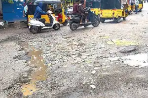 Heavy Rains Wreak Havoc on Hyderabad Roads; Potholes and Craters Challenge Commuters