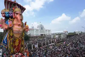 Hyderabad Farewells Lord Ganesha