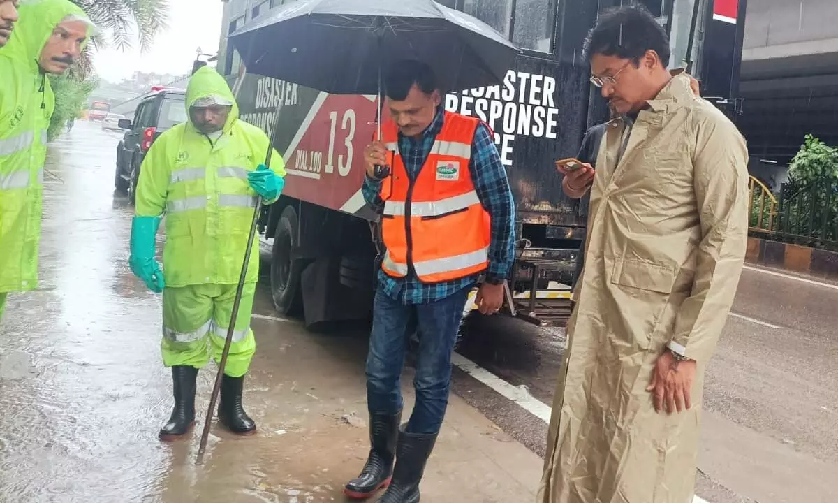 HYDRA Chief Surveys Flood-Prone Areas