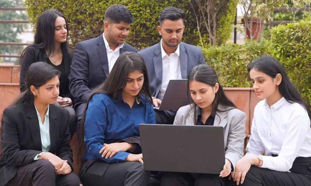 IIM Jammu Hosts Meeting to Strengthen Industry Partnerships