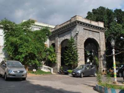Task Force Team Inspects Nizam Club: Serious Hygiene Violations Found
