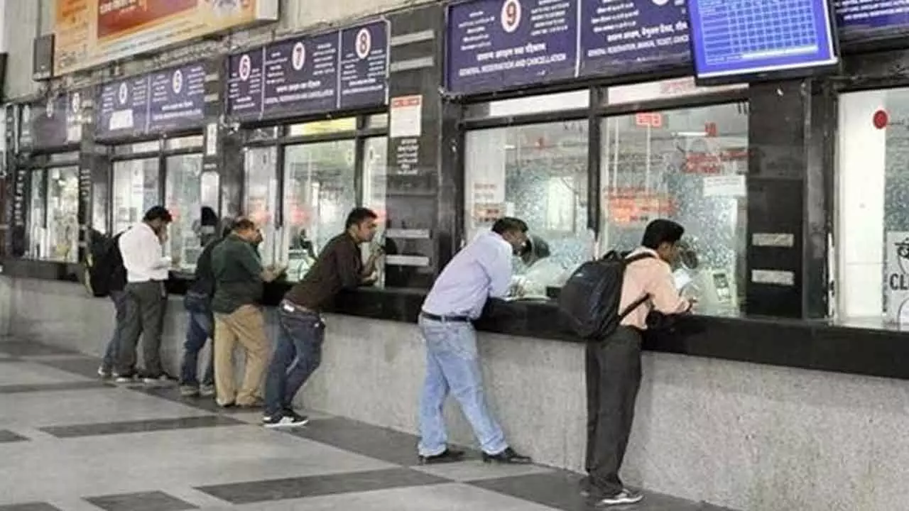 SCR to Shut Down Two Ticket Booking Counters