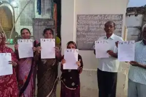 State Government Distributes Gas Cylinder Certificates under Mahalakshmi Scheme as Part of Abhaya Hastham Initiative
