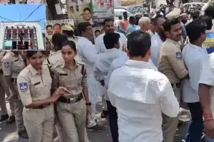 Tensions Flare at Gandhi Bhavan as Congress Workers Try to Burn Modi Effigy