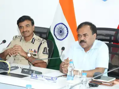 Top-Level Discussion on Traffic Control and Public Safety Amid Heavy Rainfall