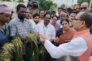 Union Minister Shivaraj Singh Chauhan Visits Flood-Affected Farmers in Krishna District